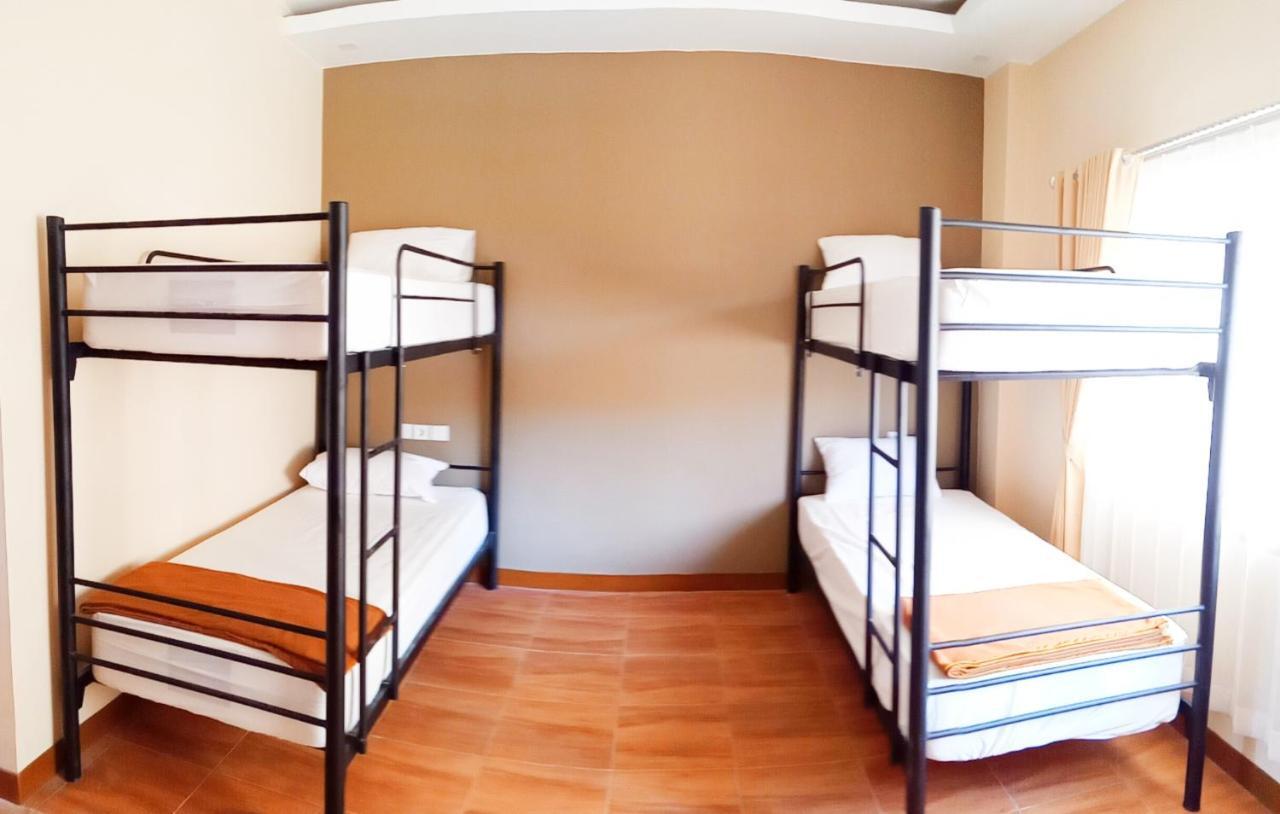 Bluefire Homestay Syariah บันยูวังงี ภายนอก รูปภาพ